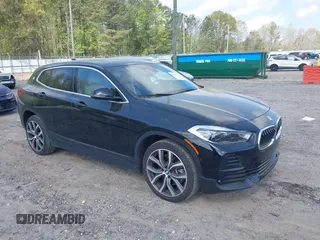 2022 BMW X2 sDrive28i z VIN WBXYH9C00N5U57853, wystawiony jako IAAI lot #41958326 z przebiegiem 49 518 mil mil oraz . Historia ofert i sprzedaży dostępna na DreamBid. Obrazek 1.