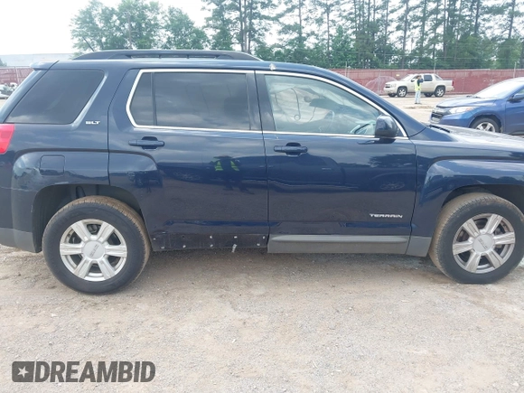 2015 GMC Terrain SLT z VIN 2GKALSEK8F6185064, wystawiony jako IAAI lot #42310073 z przebiegiem 157 332 mil mil oraz . Historia ofert i sprzedaży dostępna na DreamBid. Obrazek 6.