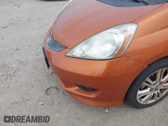 2009 Honda Fit Sport with VIN JHMGE88449S003666, listed as a IAAI auction lot 42088515 with 1 mi miles. Bid and sale history available at carsss.com. Image 12.