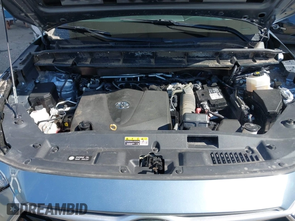 2022 Toyota Highlander XLE z VIN 5TDHZRAH1NS121058, wystawiony jako IAAI lot #41992011 z przebiegiem 40 181 mil mil oraz . Historia ofert i sprzedaży dostępna na DreamBid. Obrazek 10.