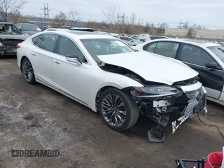 2018 Lexus LS with VIN JTHC51FF2J5002867, listed as a IAAI auction lot 41901468 with 102,602 mi miles. Bid and sale history available at carsss.com. Image 1.