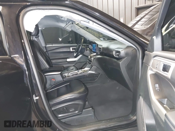 2023 Ford Explorer XLT with VIN 1FMSK8DHXPGC42017, listed as a IAAI auction lot 42009972 with 16,945 mi miles and . Bid and sale history available at DreamBid. Image 5.