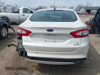 2016 Ford Fusion SE with VIN 3FA6P0T99GR268237, listed as a IAAI auction lot 41951459 with 117,309 mi miles. Bid and sale history available at carsss.com. Image 17.