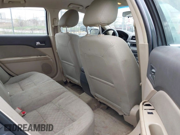 2011 Ford Fusion SE with VIN 3FAHP0HGXBR208217, listed as a IAAI auction lot 42098773 with 189,392 mi miles. Bid and sale history available at carsss.com. Image 8.