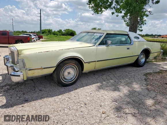 1975 Lincoln Continental z VIN 5Y89A889209, wystawiony jako Copart lot #64262235 z przebiegiem 86 783 mil mil oraz Czysty tytuł • Clean title. Historia ofert i sprzedaży dostępna na DreamBid. Obrazek 1.