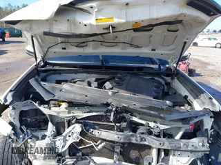2014 Toyota 4Runner SR5 with VIN JTEZU5JR7E5078142, listed as a IAAI auction lot 41191786 with 197,512 mi miles and . Bid and sale history available at DreamBid. Image 10.