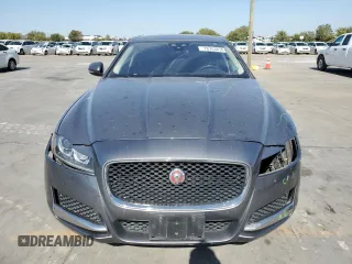 2017 Jaguar XF 20d Prestige with VIN SAJBE4BN6HCY32562, listed as a Copart auction lot 78703834 with 85,647 mi miles and Salvage Title. Bid and sale history available at carsss.com. Image 5.