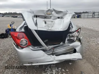 2016 Chevrolet Sonic LS z VIN 1G1JA5SH8G4110193, wystawiony jako Copart lot #45536835 z przebiegiem 116 239 mil mil oraz Szkoda całkowita • Salvage title. Historia ofert i sprzedaży dostępna na DreamBid. Obrazek 6.