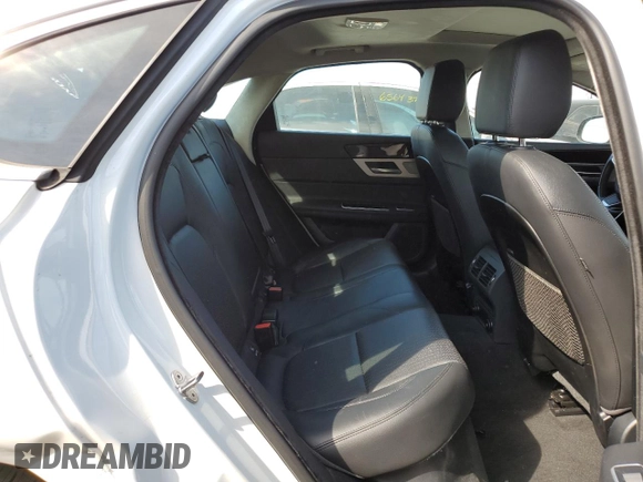2019 Jaguar XF 25t Prestige with VIN SAJBE4FX4KCY74392, listed as a Copart auction lot 65859214 with 61,854 mi miles and Salvage Title. Bid and sale history available at carsss.com. Image 10.