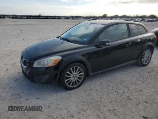 2011 Volvo C30 with VIN YV1672MK5B2231359, listed as a Copart auction lot 45868725 with 152,353 mi miles and Salvage Title. Bid and sale history available at carsss.com. Image 1.