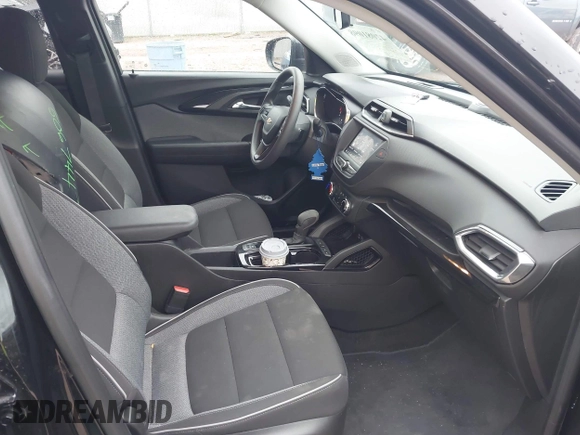 2022 Chevrolet TrailBlazer LT with VIN KL79MRSL6NB012136, listed as a IAAI auction lot 42081098 with 34,760 mi miles. Bid and sale history available at carsss.com. Image 5.