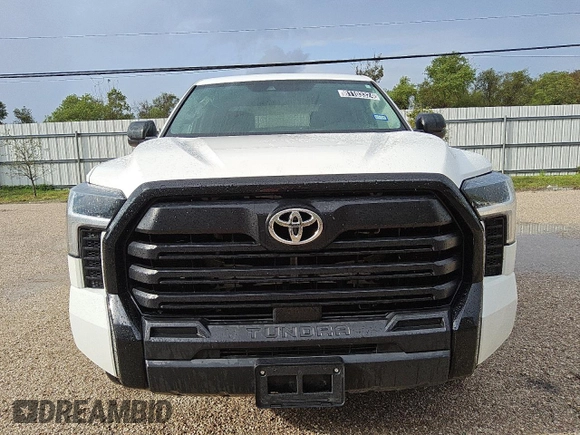 2023 Toyota Tundra SR with VIN 5TFKB5DB4PX108568, listed as a Copart auction lot 81103324 with 36,194 mi miles and Clean title. Bid and sale history available at DreamBid. Image 5.