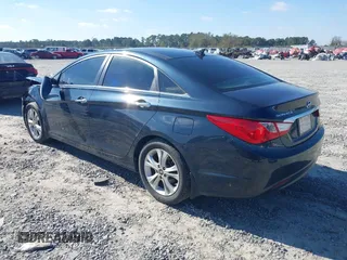 2013 Hyundai Sonata Limited with VIN 5NPEC4AC0DH665678, listed as a IAAI auction lot 40858009 with 108,303 mi miles and . Bid and sale history available at carsss.com. Image 3.