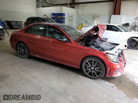 2019 Mercedes-Benz C 300 z VIN 55SWF8DB6KU283459, wystawiony jako Copart lot #50158515 z przebiegiem 73 245 mil mil oraz Szkoda całkowita • Salvage title. Historia ofert i sprzedaży dostępna na DreamBid. Obrazek 4.