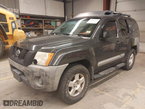 2005 Nissan Xterra S z VIN 5N1AN08W55C652001, wystawiony jako IAAI lot #41875229 z przebiegiem 223 022 mil mil oraz . Historia ofert i sprzedaży dostępna na DreamBid. Obrazek 2.