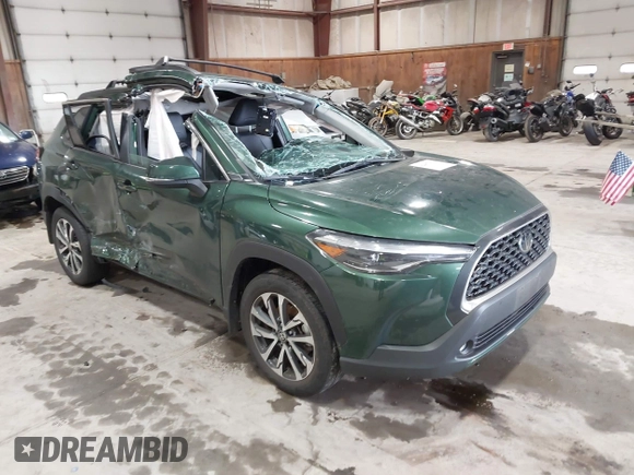 2022 Toyota Corolla Cross XLE with VIN 7MUDAABG9NV043308, listed as a IAAI auction lot 42467615 with 45,502 mi miles and . Bid and sale history available at DreamBid. Image 1.