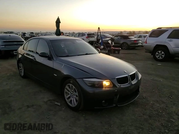 2008 BMW 3 Series 328i with VIN WBAVC57518NK77392, listed as a Copart auction lot 84467444 with 115,417 mi miles and Salvage title. Bid and sale history available at DreamBid. Image 11.