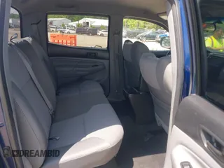 2015 Toyota Tacoma with VIN 3TMLU4EN1FM187705, listed as a IAAI auction lot 42119222 with 115,471 mi miles and . Bid and sale history available at DreamBid. Image 8.