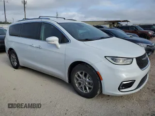 2021 Chrysler Pacifica Touring L z VIN 2C4RC1BG3MR542672, wystawiony jako Copart lot #53321535 z przebiegiem 75 723 mil mil oraz Czysty tytuł • Clean title. Historia ofert i sprzedaży dostępna na DreamBid. Obrazek 4.