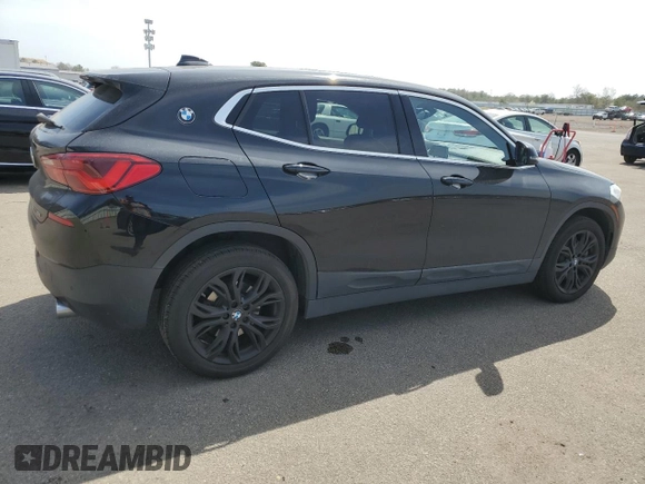 2018 BMW X2 xDrive28i with VIN WBXYJ5C36JEF79315, listed as a Copart auction lot 53993905 with 52,863 mi miles and Salvage Title. Bid and sale history available at carsss.com. Image 3.