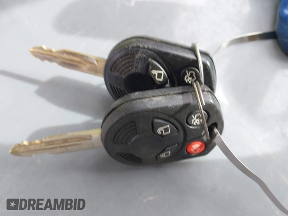 2009 Ford Escape Limited с VIN 1FMCU94G99KD11761, выставлен на аукционе IAAI как лот 41602792 с пробегом 117 365 миль миль и . История ставок и продаж доступна на DreamBid. Изображение 11.