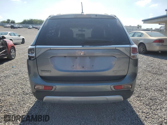 2015 Mitsubishi Outlander SE with VIN JA4AZ3A32FZ008250, listed as a Copart auction lot 62497555 with Not provided miles and Salvage title. Bid and sale history available at DreamBid. Image 6.