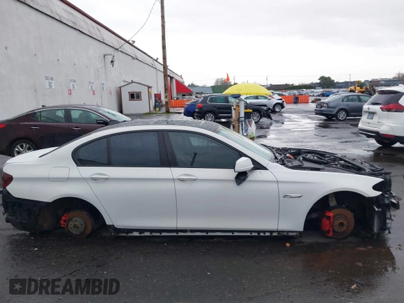 2013 BMW 5 Series 535i with VIN WBAFR7C53DC826567, listed as a IAAI auction lot 41779005 with Not Provided miles and . Bid and sale history available at DreamBid. Image 14.