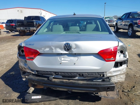 2012 Volkswagen Passat S w/Appearance with VIN 1VWAH7A34CC106918, listed as a IAAI auction lot 41351509 with 202,208 mi miles. Bid and sale history available at carsss.com. Image 17.