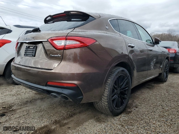 2020 Maserati Levante S with VIN ZN661YUS6LX346128, listed as a Copart auction lot 49463535 with 18,853 mi miles and Salvage Title. Bid and sale history available at carsss.com. Image 3.