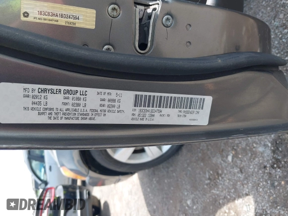 2011 Dodge Caliber Mainstreet with VIN 1B3CB3HA1BD247594, listed as a IAAI auction lot 42082305 with 122,438 mi miles. Bid and sale history available at carsss.com. Image 9.