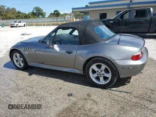 2002 BMW Z3 2.5 z VIN 4USCN334X2LM05440, wystawiony jako Copart lot #77556044 z przebiegiem 90 424 mil mil oraz Szkody całkowita. Historia ofert i sprzedaży dostępna na DreamBid. Obrazek 2.