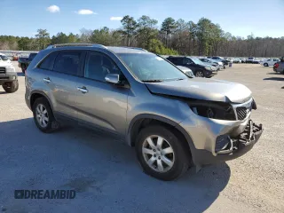 2013 Kia Sorento LX with VIN 5XYKT4A25DG348643, listed as a Copart auction lot 47824175 with 149,964 mi miles and Salvage Title. Bid and sale history available at carsss.com. Image 4.