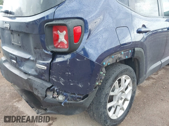 2020 Jeep Renegade Latitude with VIN ZACNJABBXLPM00506, listed as a IAAI auction lot 41180614 with 97,279 mi miles. Bid and sale history available at carsss.com. Image 6.