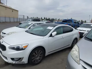 2016 Kia Cadenza Premium with VIN KNALN4D77G5218198, listed as a IAAI auction lot 40381356 with 77,116 mi miles. Bid and sale history available at carsss.com. Image 14.