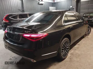 2021 Mercedes-Benz S 580 z VIN W1K6G7GBXMA032708, wystawiony jako IAAI lot #41402450 z przebiegiem 30 065 mil mil oraz . Historia ofert i sprzedaży dostępna na DreamBid. Obrazek 4.
