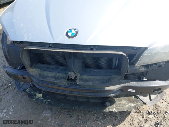 2013 BMW X1 28i with VIN WBAVM1C54DVW41570, listed as a IAAI auction lot 41909262 with 78,225 mi miles. Bid and sale history available at carsss.com. Image 14.