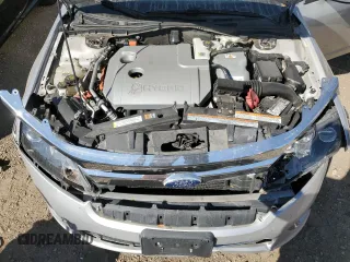 2010 Ford Fusion Hybrid with VIN 3FADP0L37AR400602, listed as a Copart auction lot 73542994 with 111,895 mi miles and Salvage Title. Bid and sale history available at carsss.com. Image 11.
