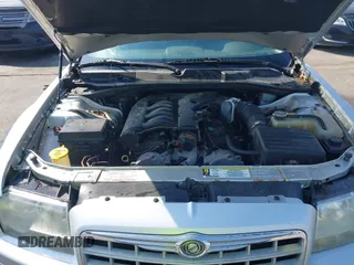 2008 Chrysler 300 Touring with VIN 2C3LK53G38H233492, listed as a IAAI auction lot 42004537 with 200,695 mi miles and . Bid and sale history available at carsss.com. Image 10.