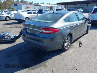 2018 Ford Fusion SE with VIN 3FA6P0HD3JR162709, listed as a IAAI auction lot 40989758 with 75,966 mi miles. Bid and sale history available at carsss.com. Image 4.