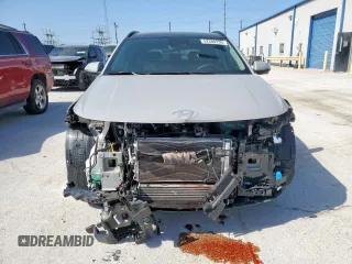 2024 Hyundai Kona Limited with VIN KM8HE3A32RU090154, listed as a Copart auction lot 52388295 with 4,184 mi miles and Salvage Title. Bid and sale history available at carsss.com. Image 5.