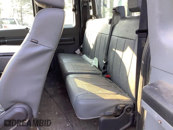 2015 Ford F-250 XLT with VIN 1FT7X2B68FEB62395, listed as a IAAI auction lot 42726836 with 113,535 mi miles and . Bid and sale history available at DreamBid. Image 9.