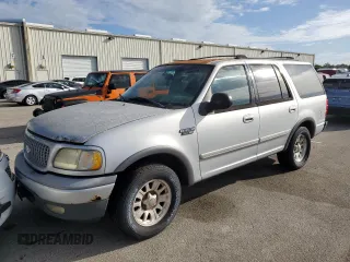 2002 Ford Expedition XLT с VIN 1FMRU15W02LA37982, выставлен на аукционе Copart как лот 42039605 с пробегом 79 518 миль миль и На запчасти • Non repairable. История ставок и продаж доступна на DreamBid. Изображение 1.
