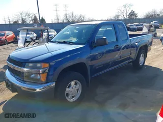 2005 Chevrolet Colorado LS Z71 with VIN 1GCDT196258124222, listed as a IAAI auction lot 41669761 with 195,040 mi miles. Bid and sale history available at carsss.com. Image 2.