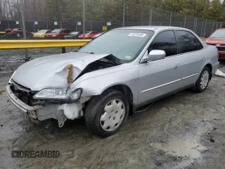 1999 Honda Accord LX z VIN 1HGCG5544XA136199, wystawiony jako Copart lot #44324585 z przebiegiem Nie podano mil oraz Szkoda całkowita • Salvage title. Historia ofert i sprzedaży dostępna na DreamBid. Obrazek 1.