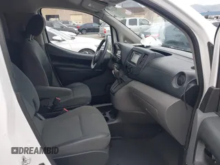 2015 Nissan NV200 SV with VIN 3N6CM0KN8FK691089, listed as a IAAI auction lot 42112026 with 95,972 mi miles. Bid and sale history available at carsss.com. Image 5.