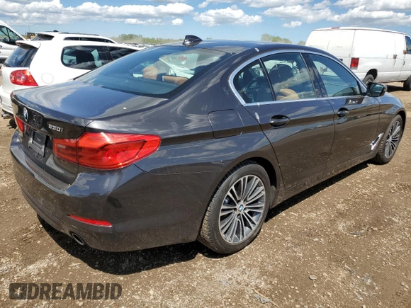 2019 BMW 5 Series 530i xDrive z VIN WBAJA7C51KG911480, wystawiony jako Copart lot #58219105 z przebiegiem 67 557 mil mil oraz Szkoda całkowita • Salvage title. Historia ofert i sprzedaży dostępna na DreamBid. Obrazek 3.