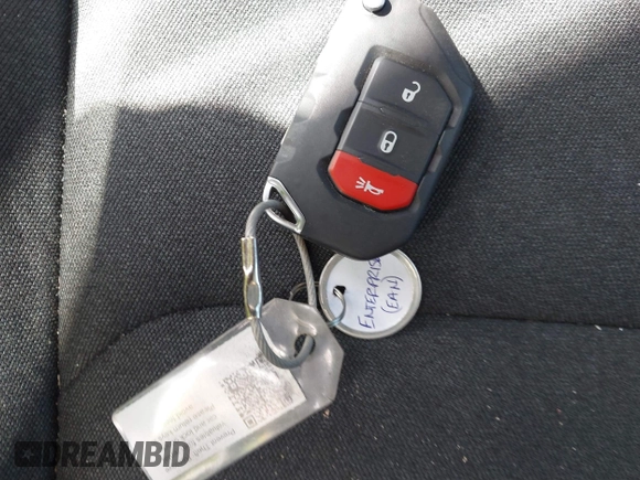 2024 Jeep Wrangler Rubicon с VIN 1C4PJXFG2RW307706, выставлен на аукционе IAAI как лот 41355608 с пробегом 13 378 миль миль и . История ставок и продаж доступна на DreamBid. Изображение 11.