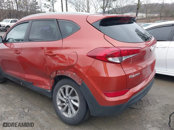 2016 Hyundai Tucson SE with VIN KM8J33A40GU141521, listed as a IAAI auction lot 41426770 with 80,506 mi miles. Bid and sale history available at carsss.com. Image 6.