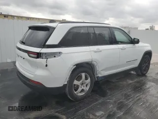 2024 Jeep Grand Cherokee Altitude with VIN 1C4RJGAG7R8546530, listed as a Copart auction lot 76833584 with 9,456 mi miles and Clean title. Bid and sale history available at DreamBid. Image 3.