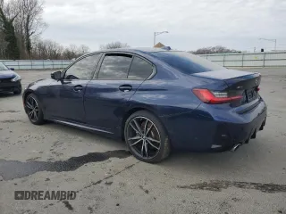 2023 BMW 3 Series 330i xDrive with VIN 3MW89FF08P8D56583, listed as a Copart auction lot 46220325 with 15,606 mi miles and Salvage Title. Bid and sale history available at carsss.com. Image 2.